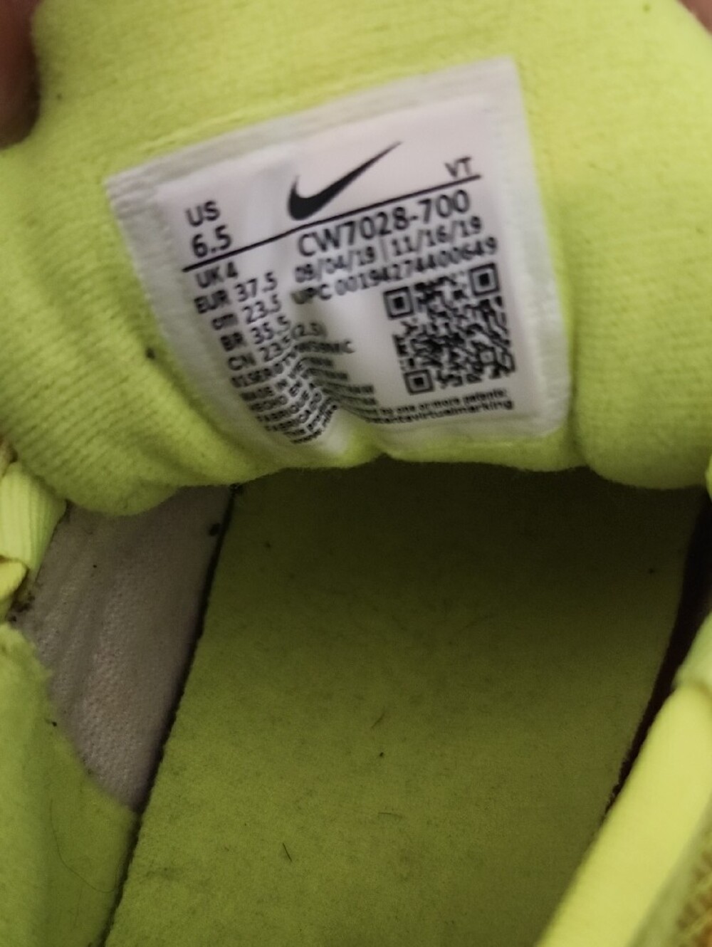 Nike Bright Neon Yellow Athletic Shoe CW7028_700 - Picture 8 of 11